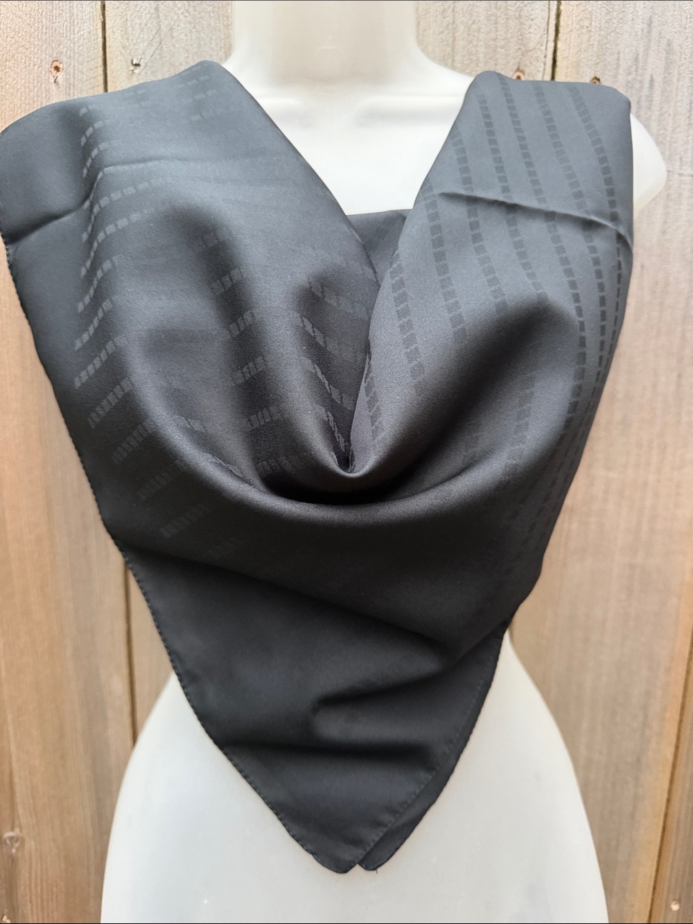 VTG Made in Italy Black Square Scarf Subtle Geometric Pattern. Polyester 1980’s